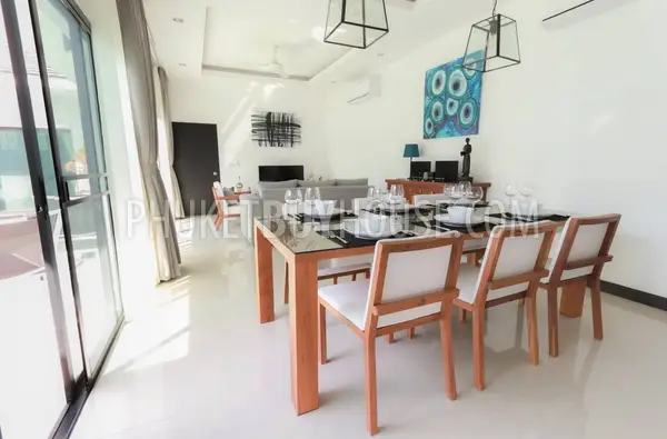 LAY2270: Large Modern Villa For Sale in Layan Beach. Photo #5