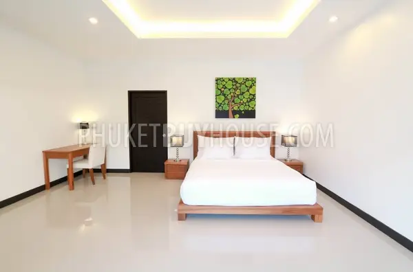 LAY2270: Large Modern Villa For Sale in Layan Beach. Photo #11