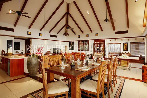 PAT11867: Luxury Sea View 4-Bedroom Villa. Photo #2