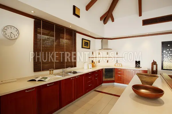 PAT11867: Luxury Sea View 4-Bedroom Villa. Photo #7