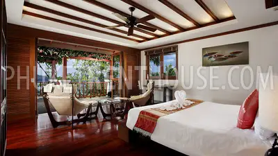 PAT11867: Luxury Sea View 4-Bedroom Villa. Photo #33