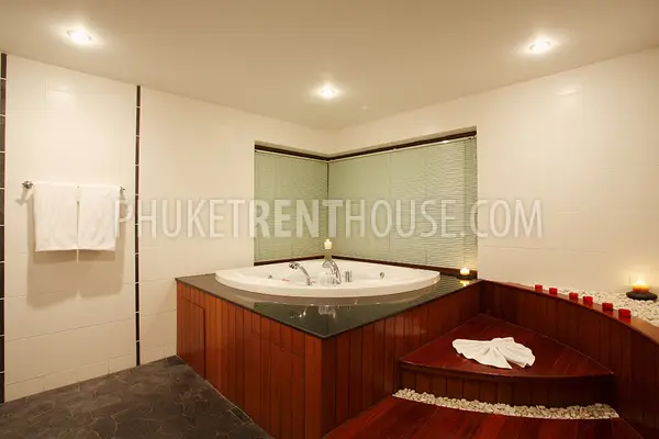 PAT11867: Luxury Sea View 4-Bedroom Villa. Photo #36