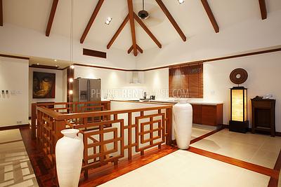 PAT11869: Luxury 4 Bedroom Villa with Sea View in Patong. Photo #7
