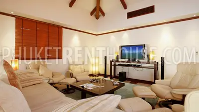 PAT11869: Luxury 4 Bedroom Villa with Sea View in Patong. Photo #8