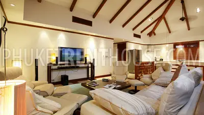 PAT11869: Luxury 4 Bedroom Villa with Sea View in Patong. Photo #10
