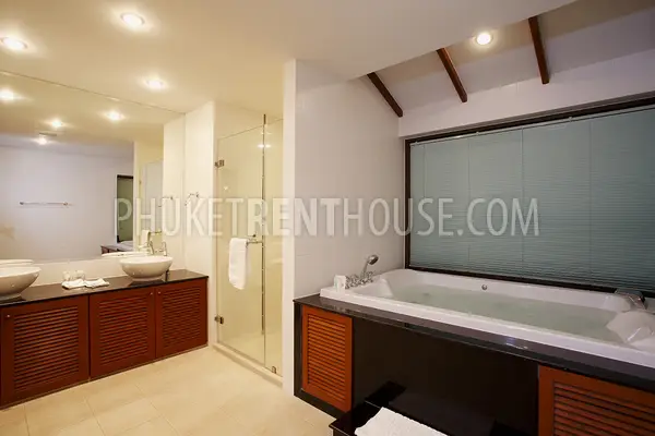 PAT11869: Luxury 4 Bedroom Villa with Sea View in Patong. Photo #22