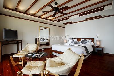 PAT11869: Luxury 4 Bedroom Villa with Sea View in Patong. Photo #26