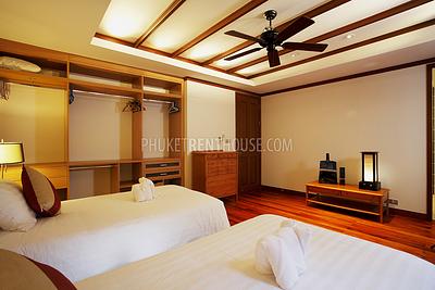PAT11869: Luxury 4 Bedroom Villa with Sea View in Patong. Photo #34