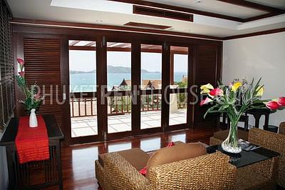 PAT11874: Luxury 3-bedroom villa with seaview. Photo #15