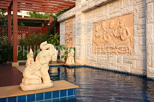 PAT11875: 3-bedroom piece of luxury minutes away from the heart of Phuket nightlife. Fotoğraf #3