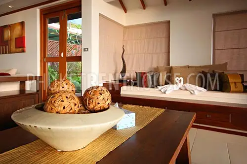 PAT11875: 3-bedroom piece of luxury minutes away from the heart of Phuket nightlife. Fotoğraf #13