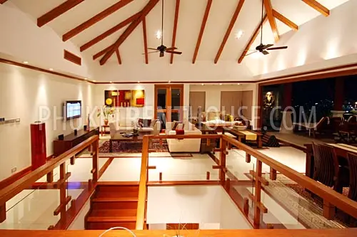 PAT11875: 3-bedroom piece of luxury minutes away from the heart of Phuket nightlife. Fotoğraf #23