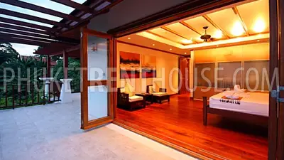 PAT11875: 3-bedroom piece of luxury minutes away from the heart of Phuket nightlife. Fotoğraf #31