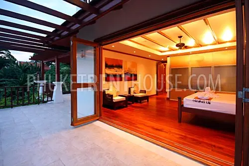 PAT11875: 3-bedroom piece of luxury minutes away from the heart of Phuket nightlife. Fotoğraf #31