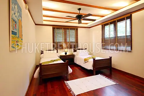 PAT11875: 3-bedroom piece of luxury minutes away from the heart of Phuket nightlife. Fotoğraf #36