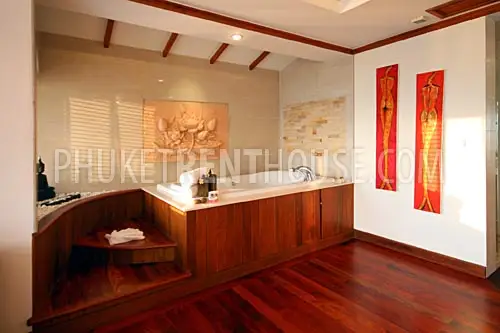 PAT11875: 3-bedroom piece of luxury minutes away from the heart of Phuket nightlife. Fotoğraf #28