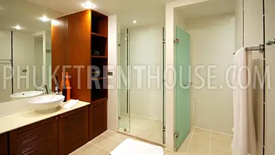 PAT11875: 3-bedroom piece of luxury minutes away from the heart of Phuket nightlife. Fotoğraf #37