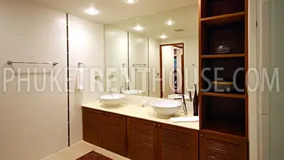 PAT11875: 3-bedroom piece of luxury minutes away from the heart of Phuket nightlife. Fotoğraf #38