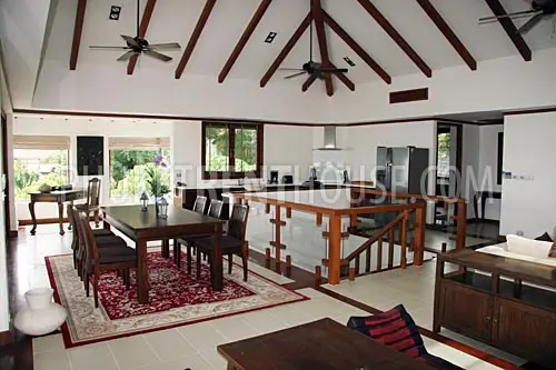 PAT11875: 3-bedroom piece of luxury minutes away from the heart of Phuket nightlife. Fotoğraf #48