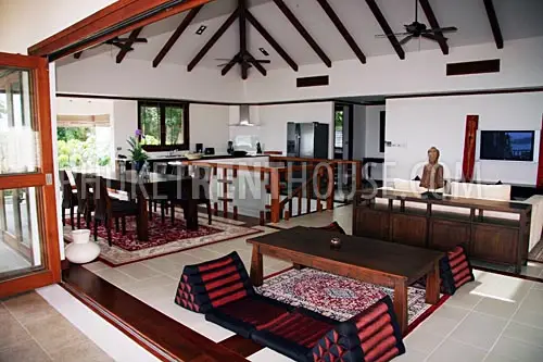 PAT11875: 3-bedroom piece of luxury minutes away from the heart of Phuket nightlife. Fotoğraf #49