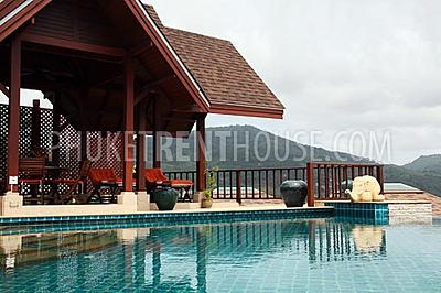 PAT11880: 4-Bedroom Villa overlooking Patong Bay. Photo #9