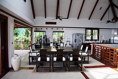 PAT11880: 4-Bedroom Villa overlooking Patong Bay. Photo #28