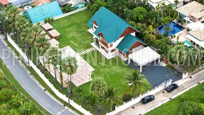 CHA22967: Newly Renovated Resort-Style Villa. Photo #34