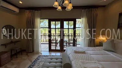 CHA22967: Newly Renovated Resort-Style Villa. Photo #38