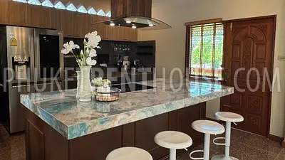 CHA22967: Newly Renovated Resort-Style Villa. Photo #4