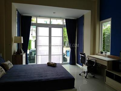 NAI12849: Modern 2 Bedroom Villa near Nai Harn Beach. Photo #2