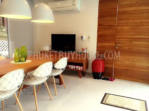 CHA2317: Luxury 3 bedroom Villa with private swimming pool and elegant sunbathing area in Chalong. Photo #6