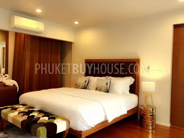CHA2317: Luxury 3 bedroom Villa with private swimming pool and elegant sunbathing area in Chalong. Photo #15