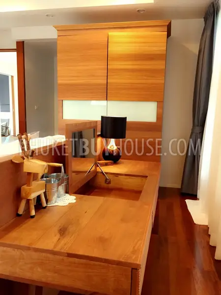 CHA2317: Luxury 3 bedroom Villa with private swimming pool and elegant sunbathing area in Chalong. Photo #17
