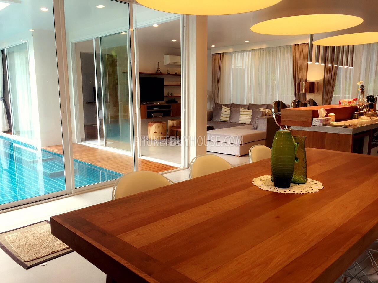 CHA2317: Luxury 3 bedroom Villa with private swimming pool and elegant sunbathing area in Chalong. Photo #20