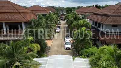 RAW22968: Spacious 6-Bedroom Family Residence. Fotoğraf #32
