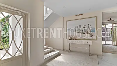 RAW22968: Spacious 6-Bedroom Family Residence. Fotoğraf #40