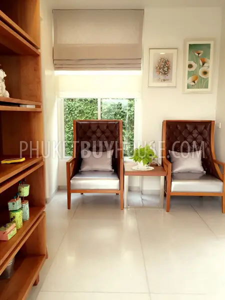 CHA2317: Luxury 3 bedroom Villa with private swimming pool and elegant sunbathing area in Chalong. Photo #26