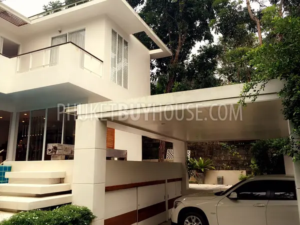 CHA2317: Luxury 3 bedroom Villa with private swimming pool and elegant sunbathing area in Chalong. Photo #1