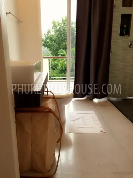 CHA2317: Luxury 3 bedroom Villa with private swimming pool and elegant sunbathing area in Chalong. Photo #30