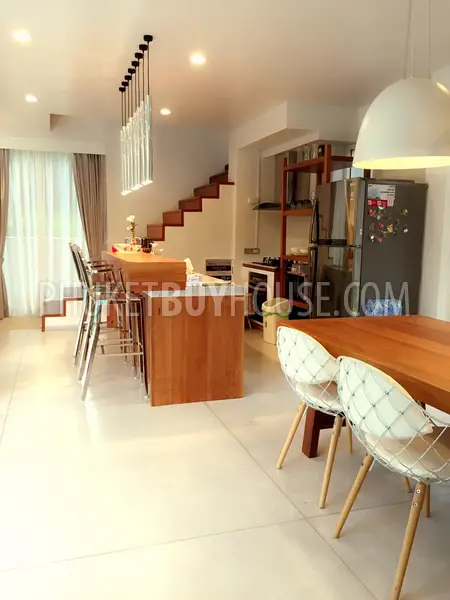 CHA2317: Luxury 3 bedroom Villa with private swimming pool and elegant sunbathing area in Chalong. Photo #32