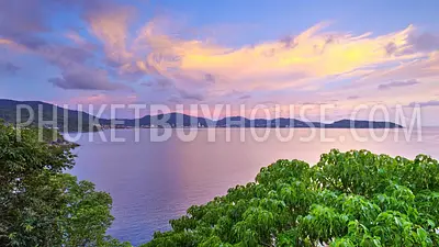 KAM71: Amazing 4 Bedrooms Beachfront Villa in Kamala. Photo #1