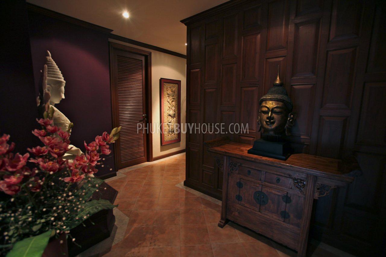 PAT2363: Luxury 2-storey Villa For Sale in Patong. Photo #3