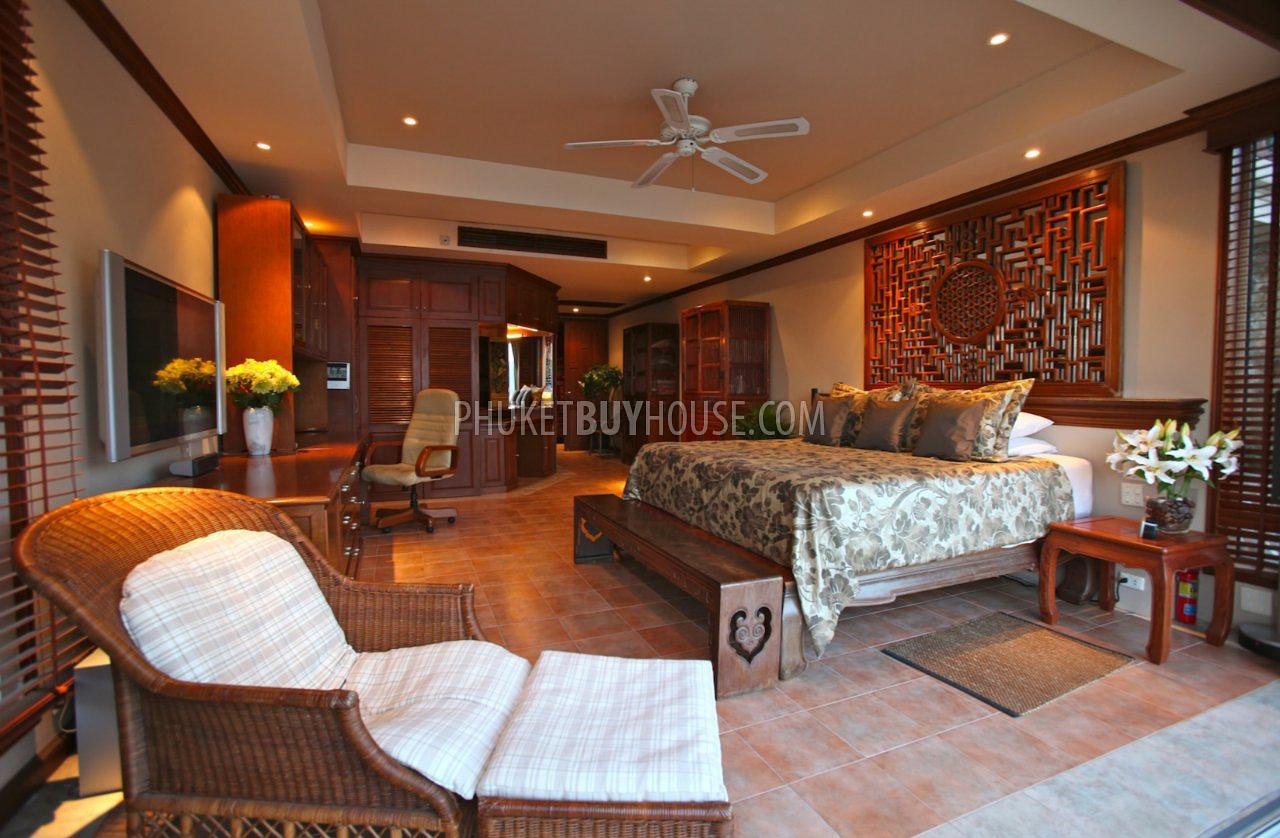 PAT2363: Luxury 2-storey Villa For Sale in Patong. Photo #6