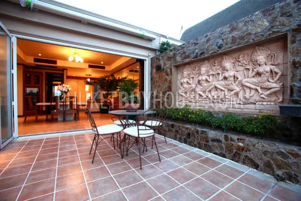 PAT2363: Luxury 2-storey Villa For Sale in Patong. Photo #17