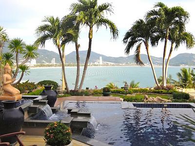 PAT2363: Luxury 2-storey Villa For Sale in Patong. Photo #19