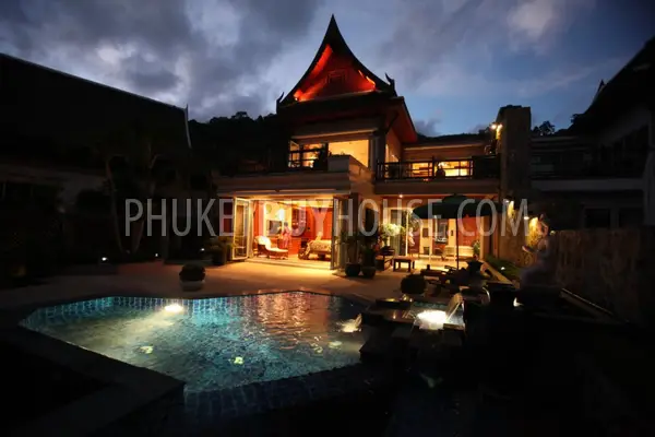 PAT2363: Luxury 2-storey Villa For Sale in Patong. Photo #21