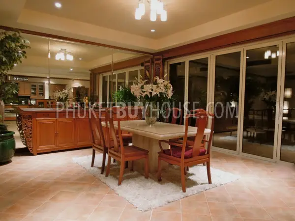 PAT2363: Luxury 2-storey Villa For Sale in Patong. Photo #25