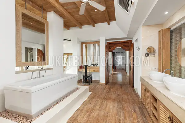 PAT5989: Gorgeous Thai Bali style Villa with Sea view. Photo #29
