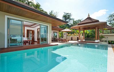 KAM12741: 3 Bedroom Luxury Villa with Swimming Pool in Kamala. Photo #28