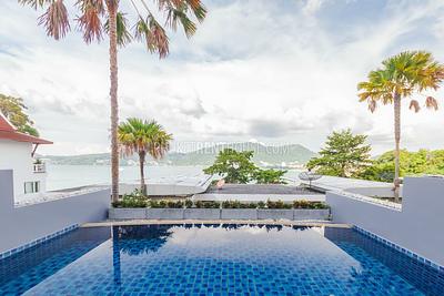 PAT13558: Gorgeous 2 Bedroom Oceanfront Pool Villa near Patong. Photo #3